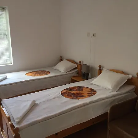 Guest house Shotarovi Dospat